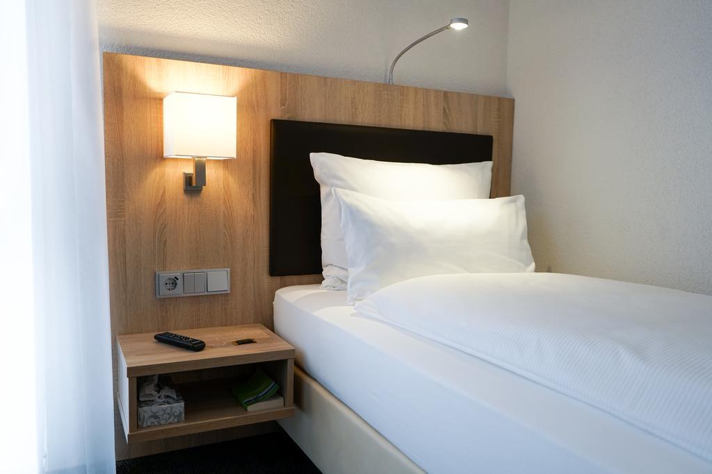 Hotel Go2Bed Weil Am Rhein - Basel Quarto foto