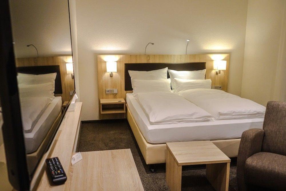 Hotel Go2Bed Weil Am Rhein - Basel Exterior foto